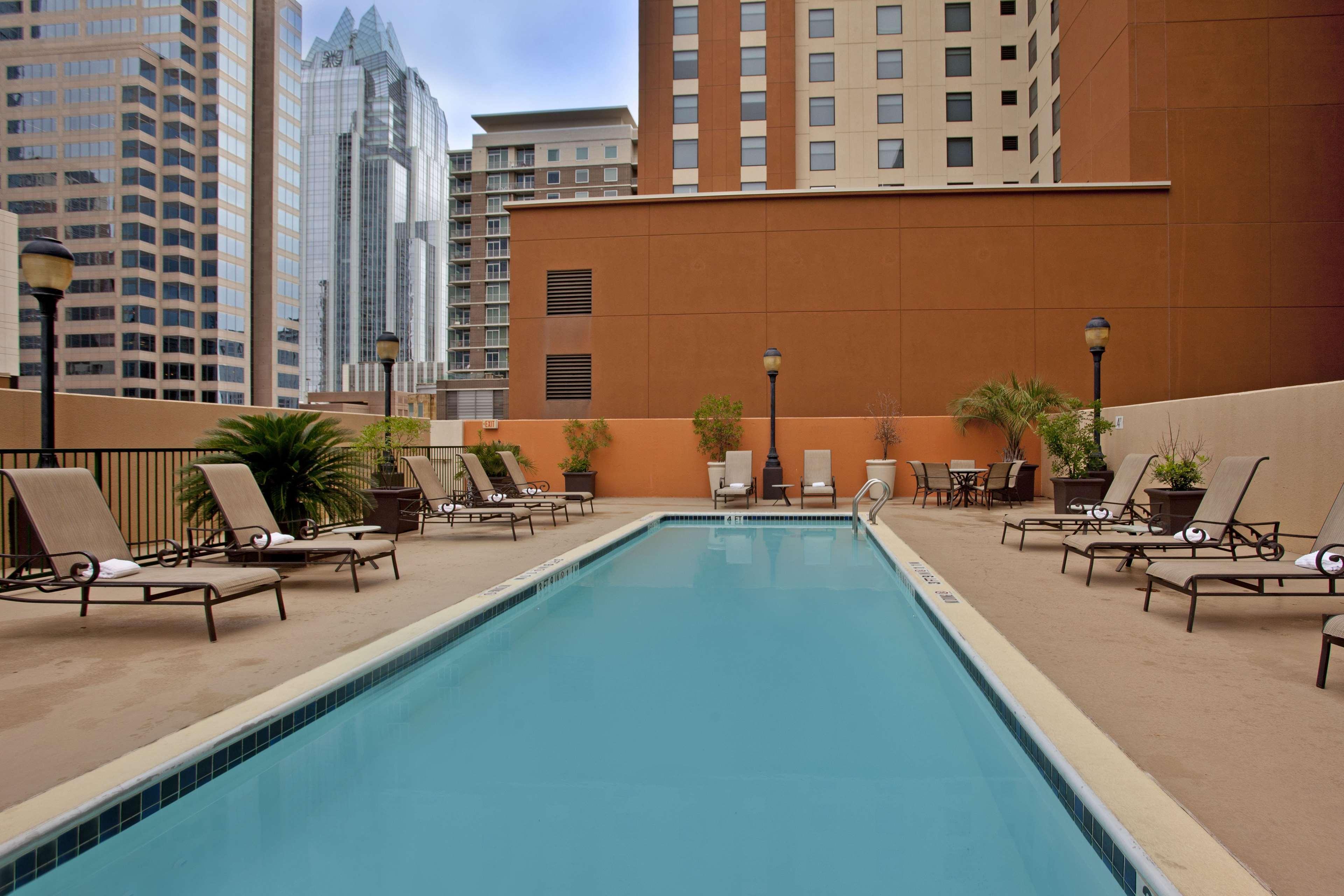 Hampton Inn & Suites Austin-Downtown/Convention Center Екстериор снимка