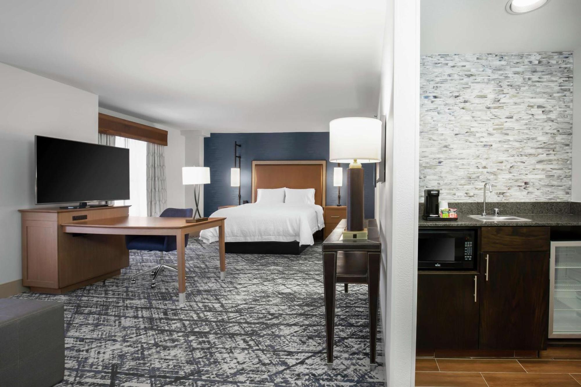 Hampton Inn & Suites Austin-Downtown/Convention Center Екстериор снимка