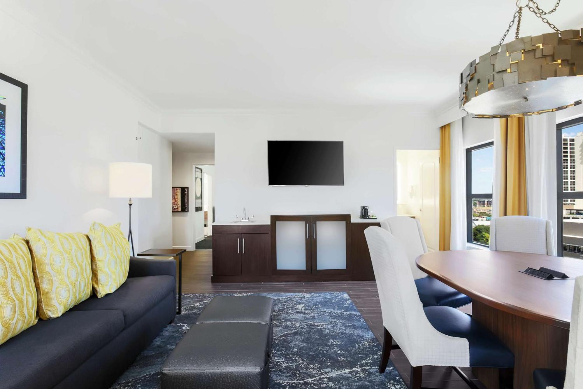 Hampton Inn & Suites Austin-Downtown/Convention Center Екстериор снимка