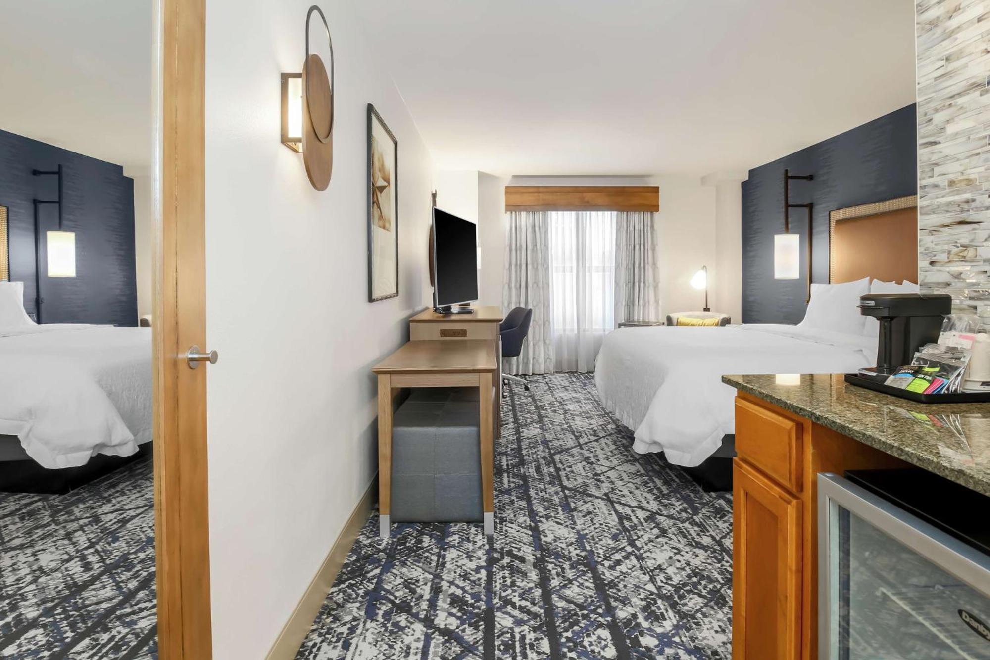 Hampton Inn & Suites Austin-Downtown/Convention Center Екстериор снимка