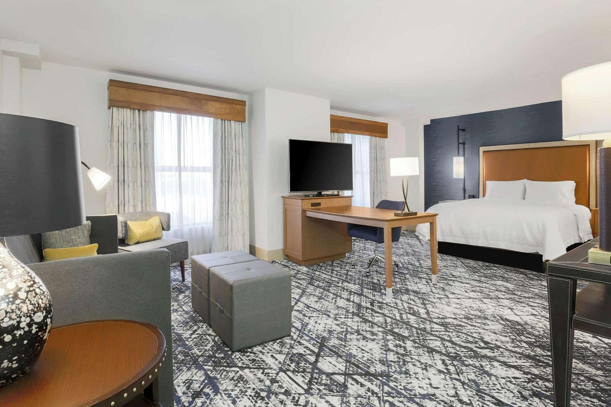 Hampton Inn & Suites Austin-Downtown/Convention Center Екстериор снимка