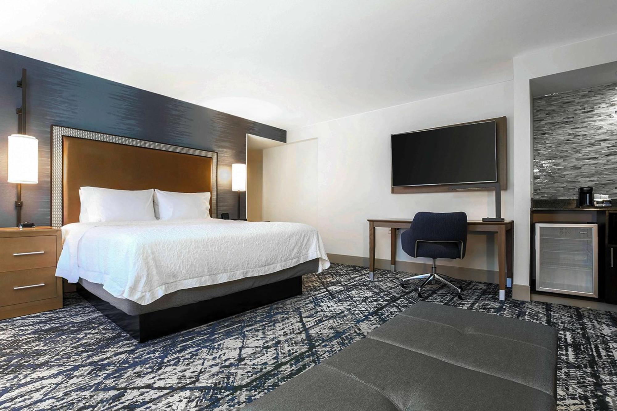 Hampton Inn & Suites Austin-Downtown/Convention Center Екстериор снимка