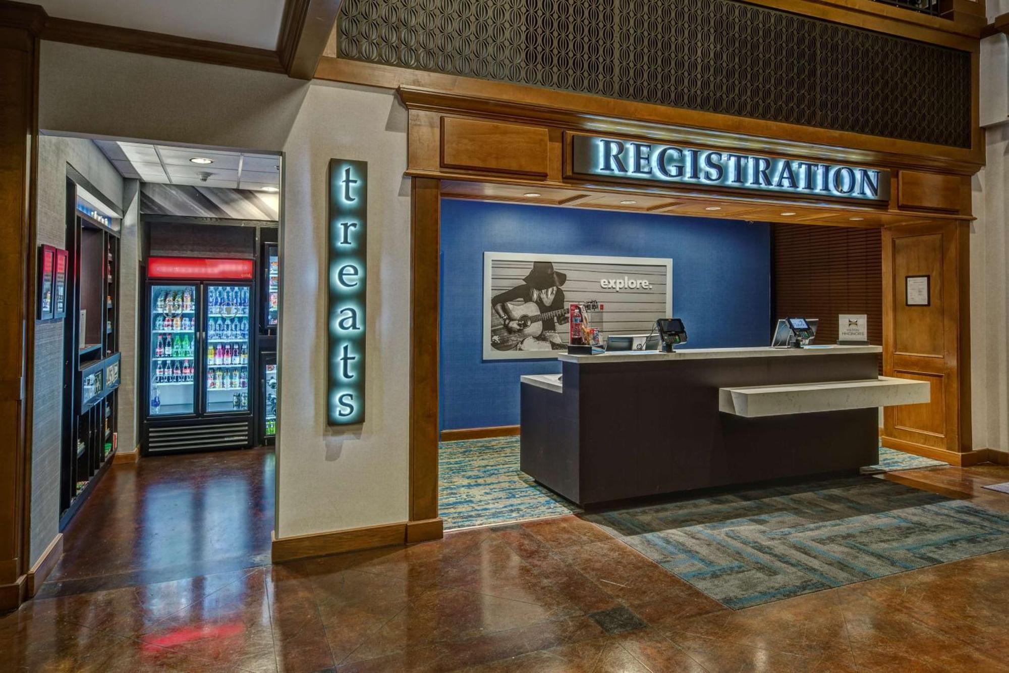Hampton Inn & Suites Austin-Downtown/Convention Center Екстериор снимка