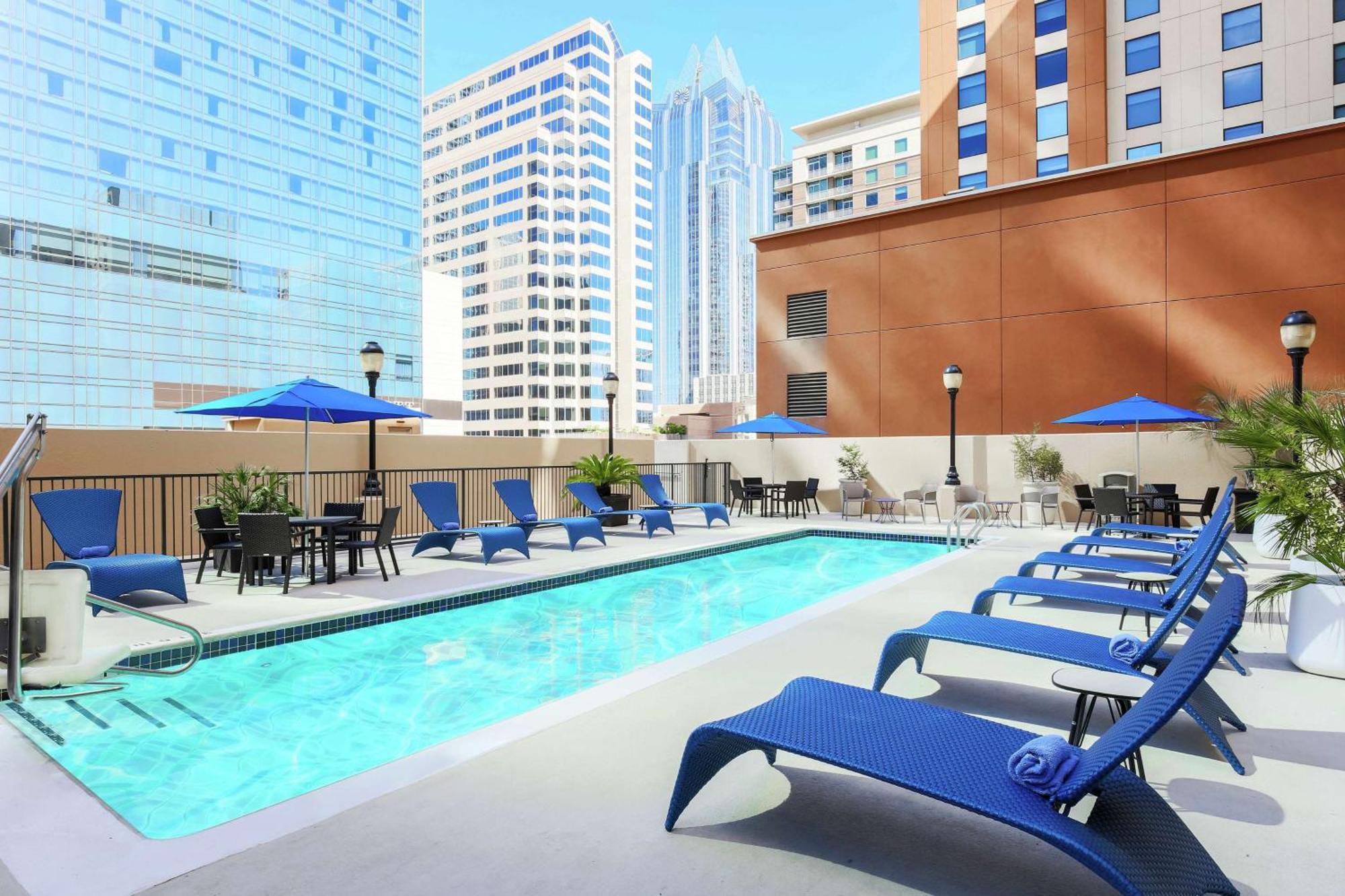 Hampton Inn & Suites Austin-Downtown/Convention Center Екстериор снимка